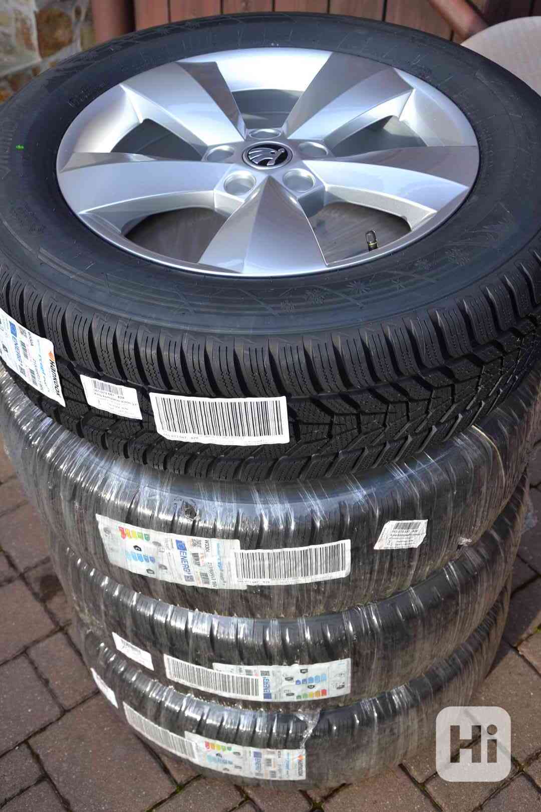 Škoda Kodiaq/VW Tiguan -NOVÁ zimní orig.Alu sada -215/65R17 - foto 1