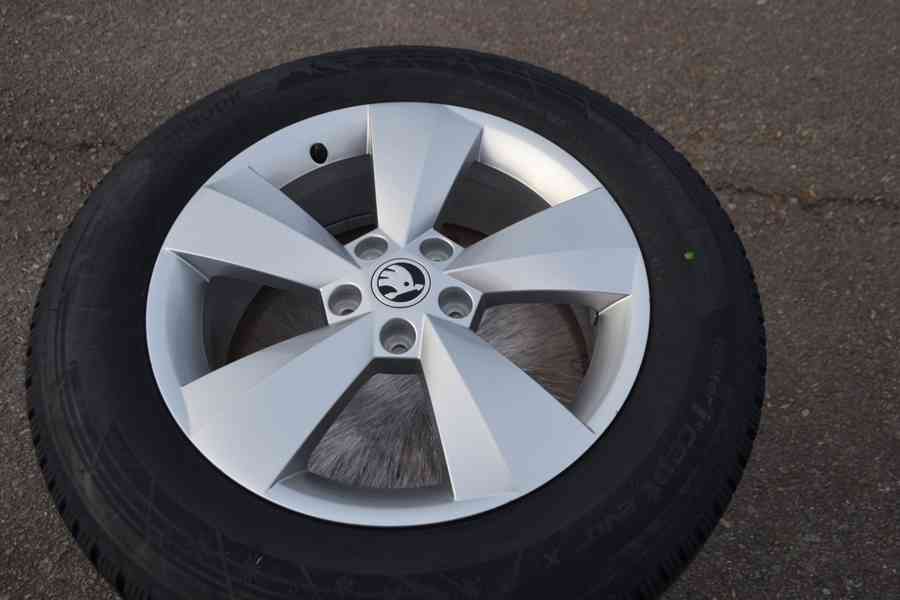 Škoda Kodiaq/VW Tiguan -NOVÁ zimní orig.Alu sada -215/65R17 - foto 2