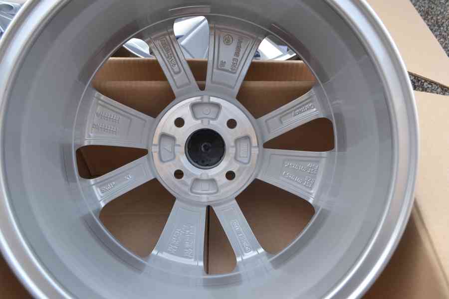 Škoda Citigo/Seat Mii,VW UP-Nové orig. Alu kola R16, 4x100  - foto 7