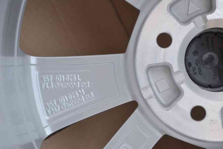 Škoda Citigo/Seat Mii,VW UP-Nové orig. Alu kola R16, 4x100  - foto 10