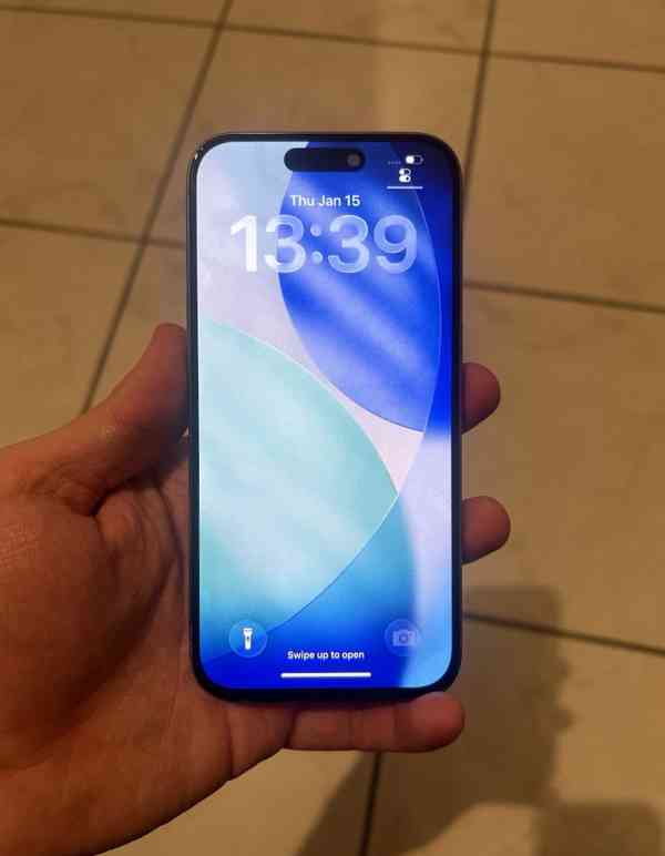 iPhone 15 Pro 256GB v přírodním titanovém provedení. - foto 2