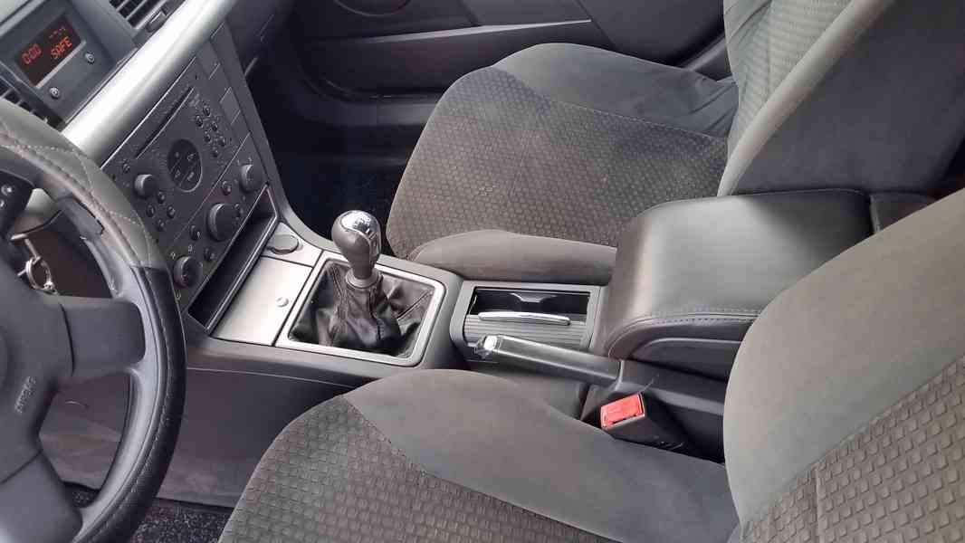 opel vectra c 1.8 16v 90kw - foto 9