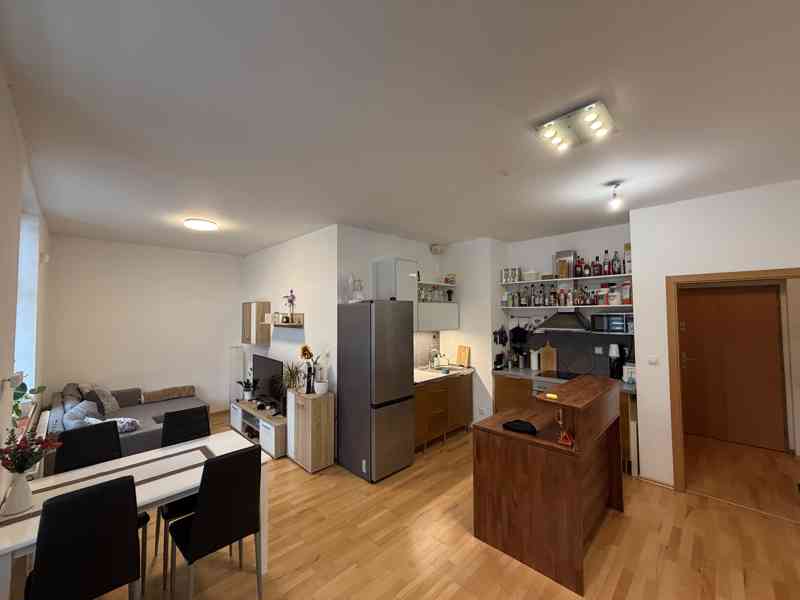 Byt 2+kk pronájem Praha 5 Košíře - foto 2