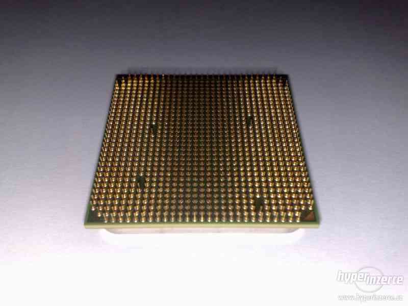 AMD Athlon 64 X2 4200+ (ADO4200IAA5CU) - 65W - foto 4