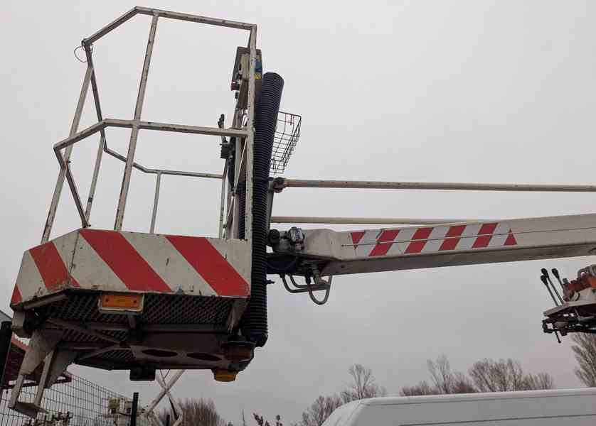 AVIA D120 185 4x4 s hydraulickou plošinou INREKA IPT16-1/A - foto 5