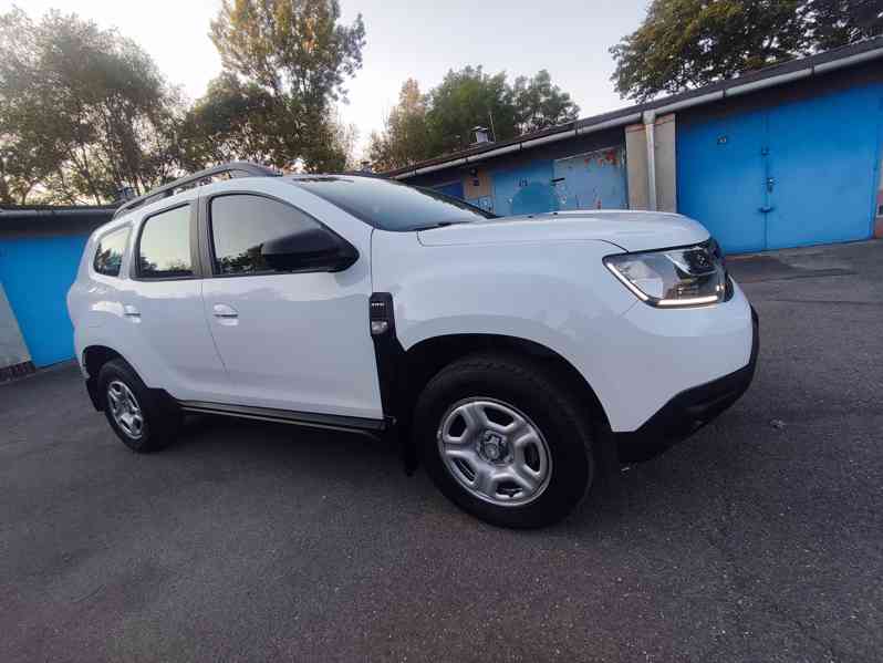 Dacia Duster 1.5 DCi 4x4,ČR,DPH,kamera,NAVI,1.maj,tažné - foto 1