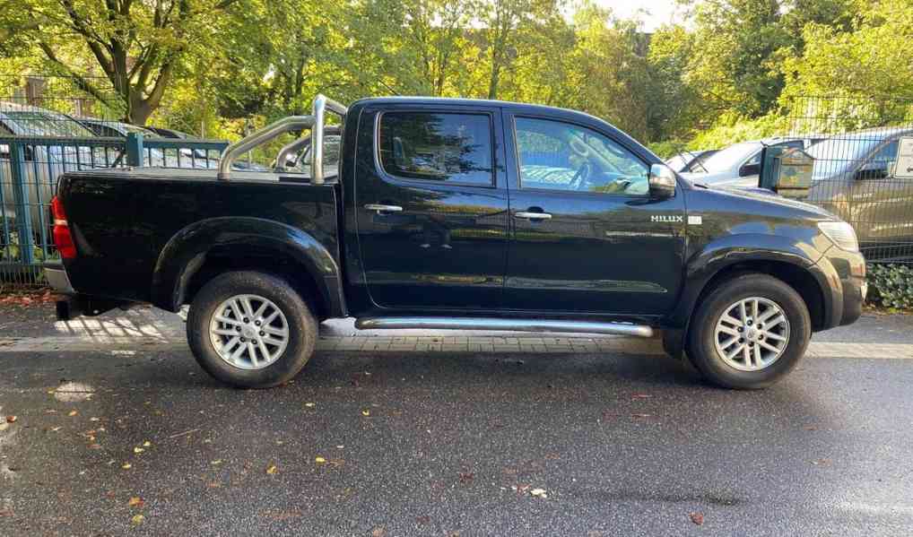 Toyota Hilux3.0 D-4D Aut. 126kw - foto 4