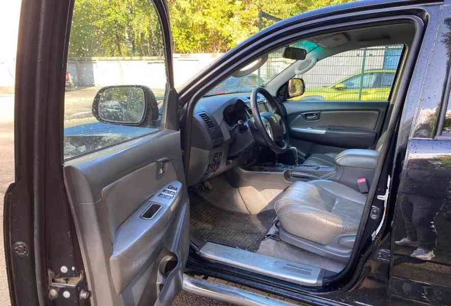 Toyota Hilux3.0 D-4D Aut. 126kw - foto 15