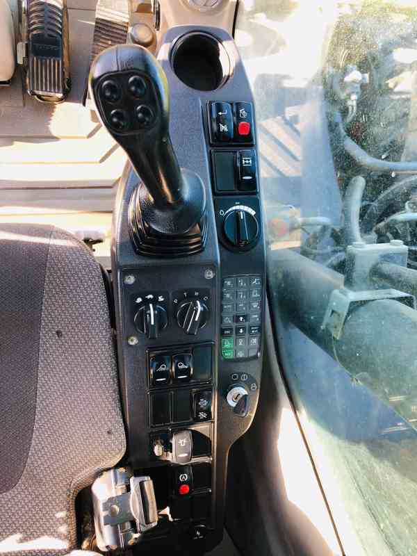 Kolové rypadlo Volvo EW160D (Možnost leasingu) - foto 8