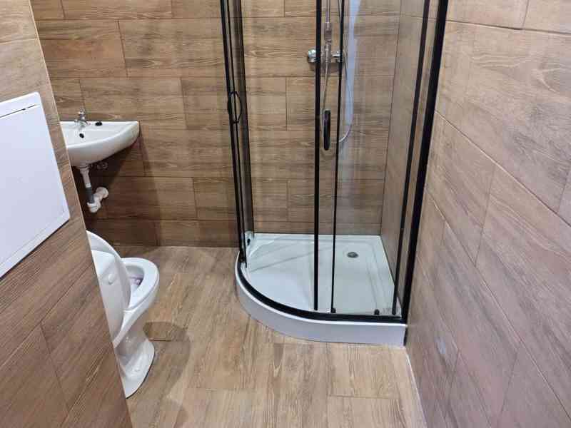 Teplice - velký zrekonstruovaný byt 3+1 (86 m²) s lodžií - foto 11