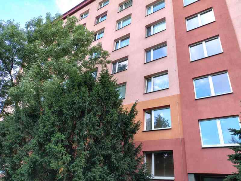 Teplice - velký zrekonstruovaný byt 3+1 (86 m²) s lodžií - foto 1