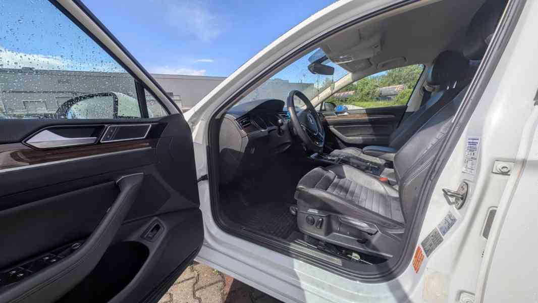 Volkswagen Passat B8 Variant 2.0 TDI 140 kW DSG 4Motion - foto 18