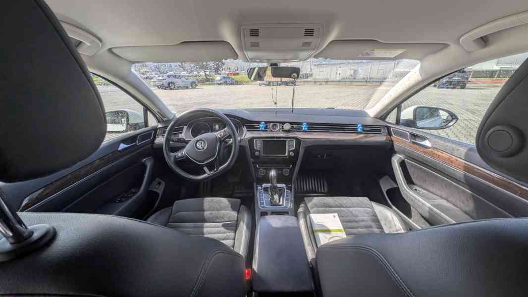 Volkswagen Passat B8 Variant 2.0 TDI 140 kW DSG 4Motion - foto 17