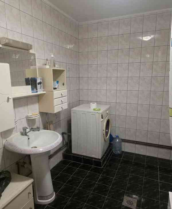 🏡 Prostorný RD s velkým pozemkem na Banátu - foto 6