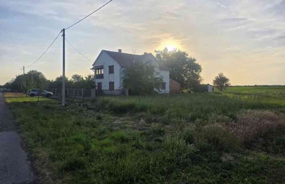 🏡 Prostorný RD s velkým pozemkem na Banátu - foto 7