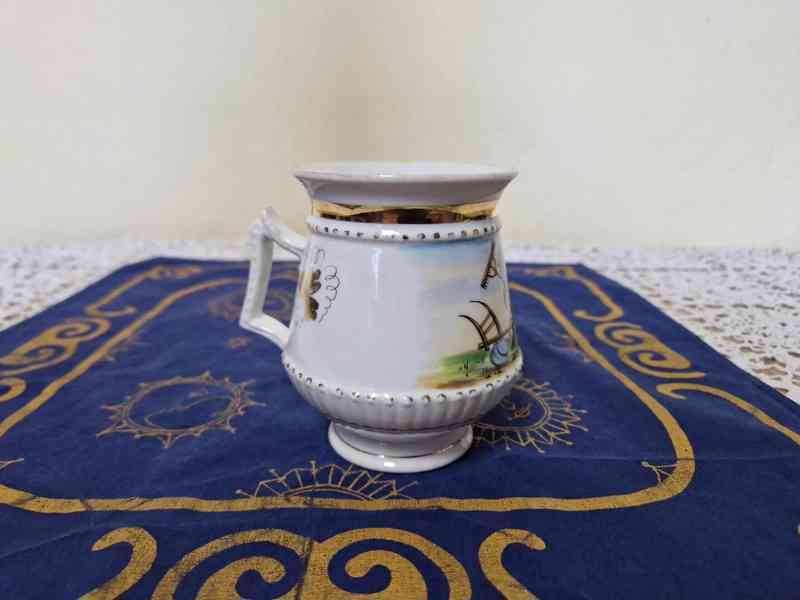 Sbírkový secesní porcelánový Hrnek Mušlák - foto 3