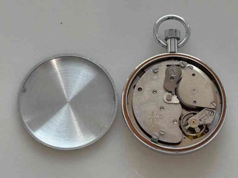 Zajímavé staré německé kapesní stopky Junghans 1/10s. - foto 4