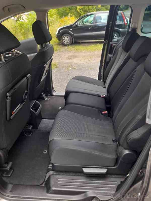 Mazda 5 2,0 r..v. 2015, 110kw - foto 11
