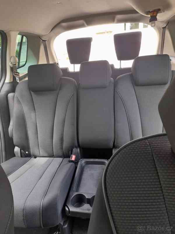 Mazda 5 2,0 r..v. 2015, 110kw - foto 10