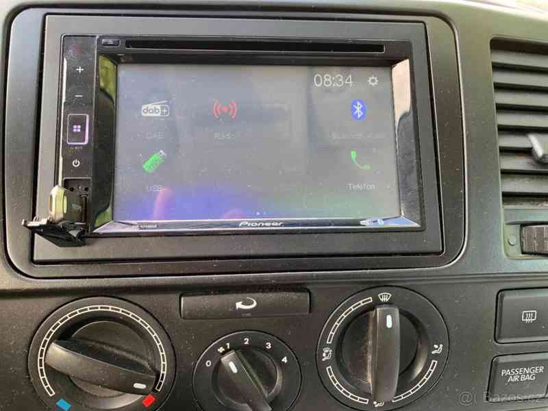 Volkswagen Transporter 2,0 Transporter s úpravou na campe - foto 14