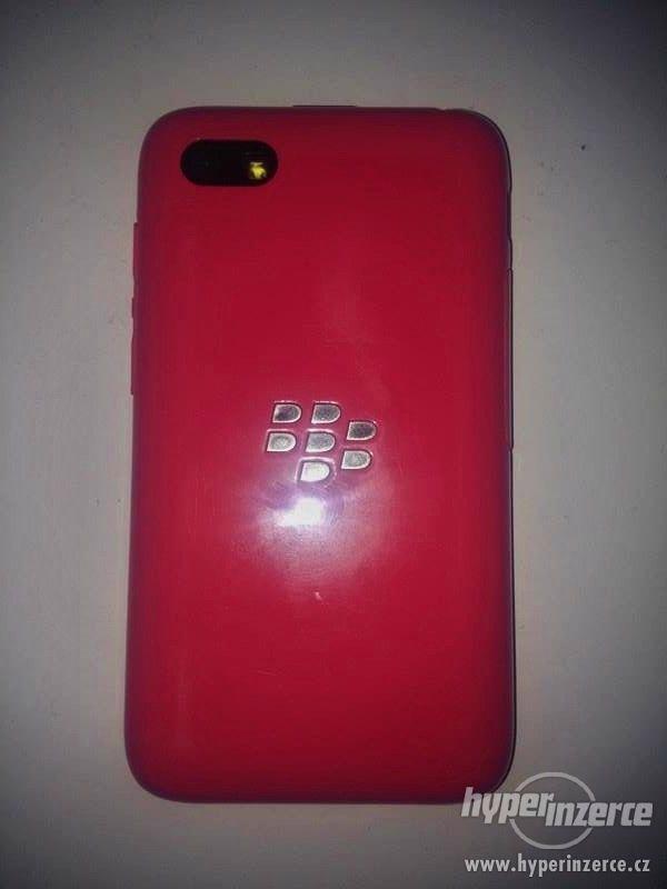 Vymenim nebo prodam Blackberry Q5 - foto 2