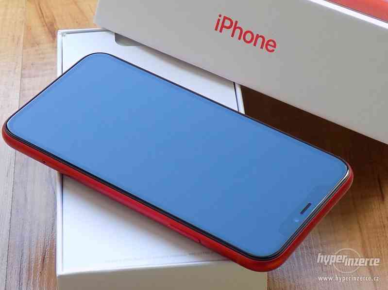 APPLE iPhone 11 128GB Red - ZÁRUKA - TOP STAV !! - foto 5