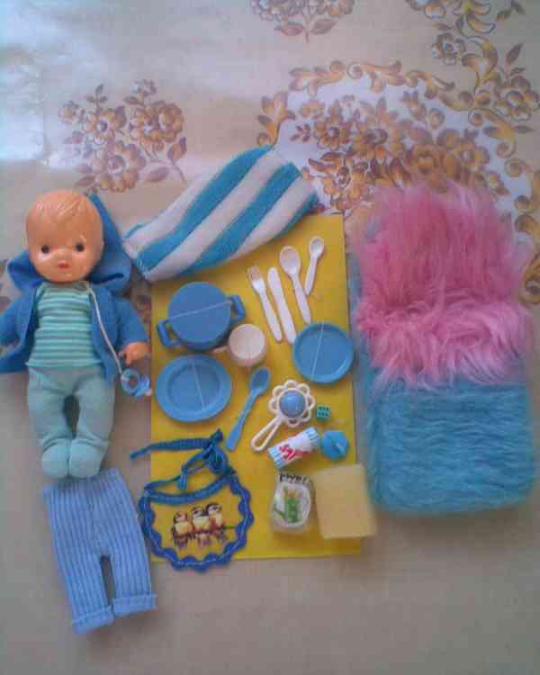 Retro postýlka s panenkou - foto 2