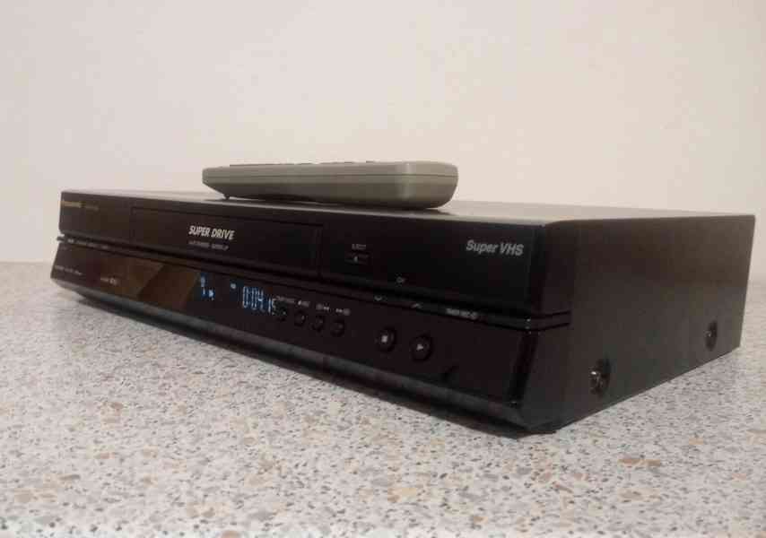 S-VHS-ET Panasonic NV-SV120 - foto 4