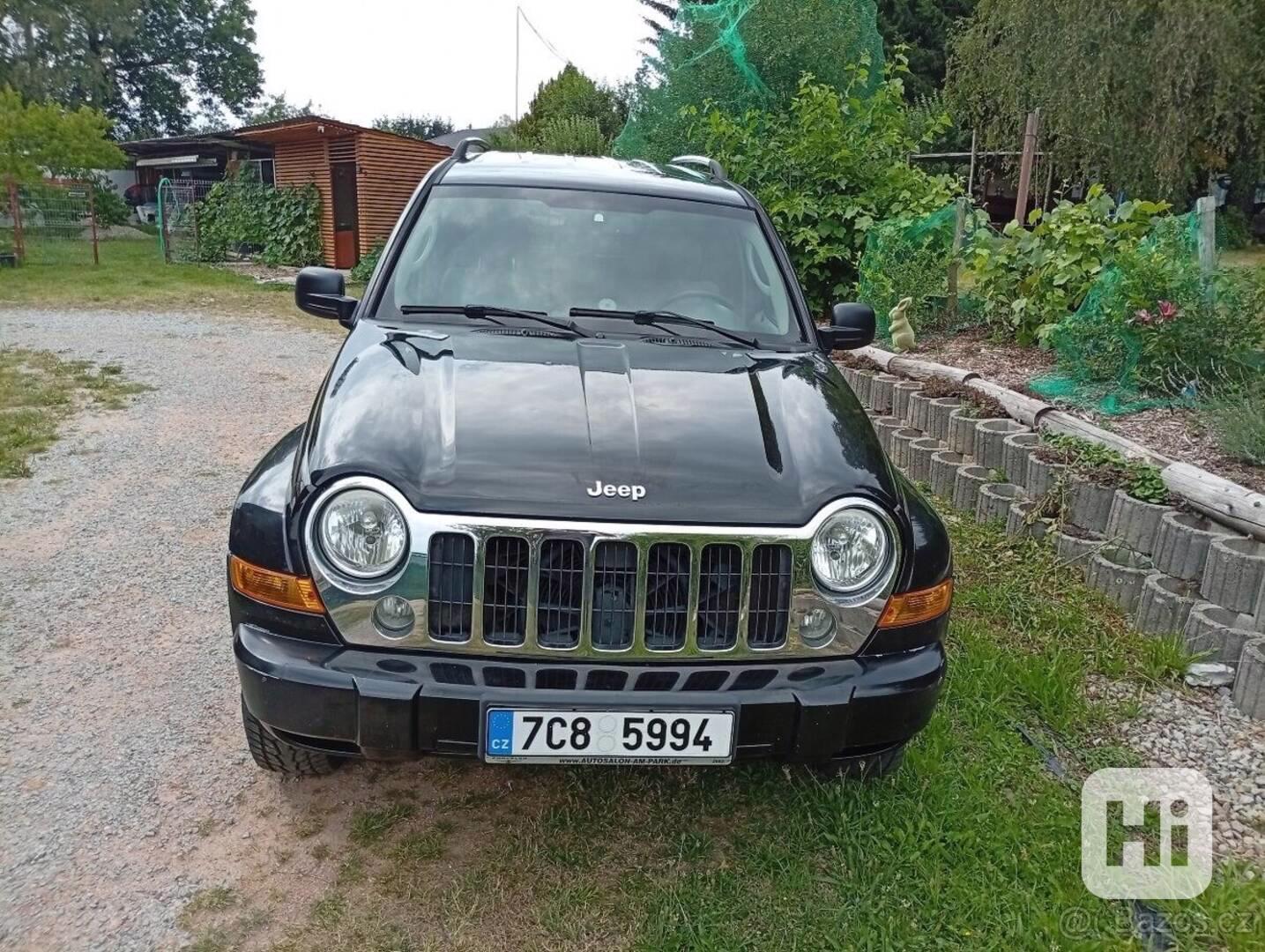 Jeep Cherokee 2,8 - foto 1