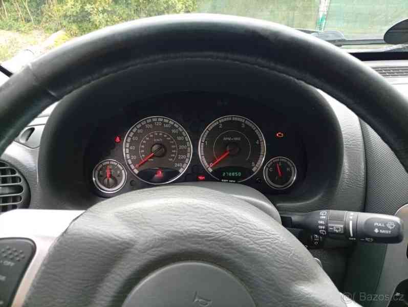 Jeep Cherokee 2,8 - foto 3