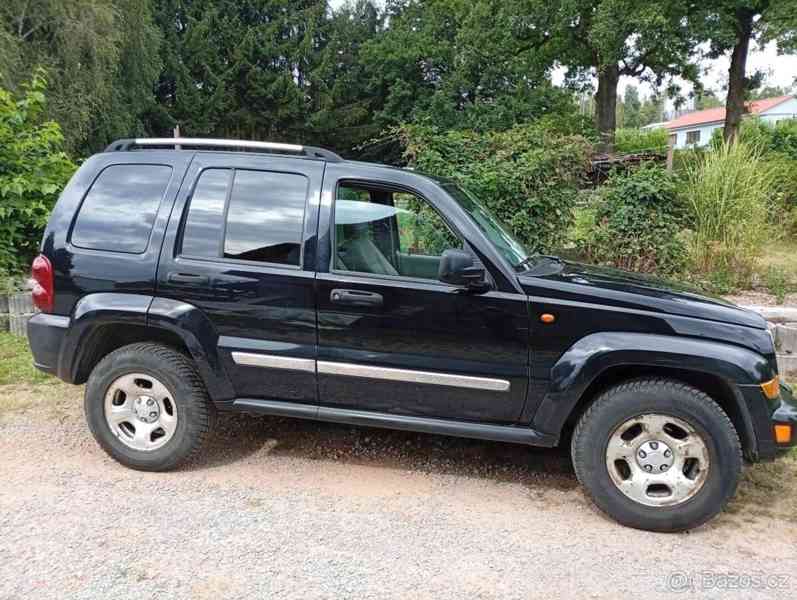 Jeep Cherokee 2,8 - foto 2