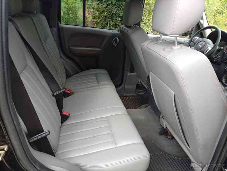 Jeep Cherokee 2,8 - foto 8