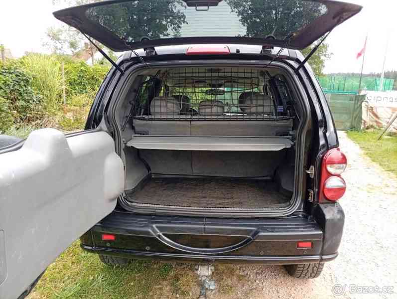 Jeep Cherokee 2,8 - foto 7