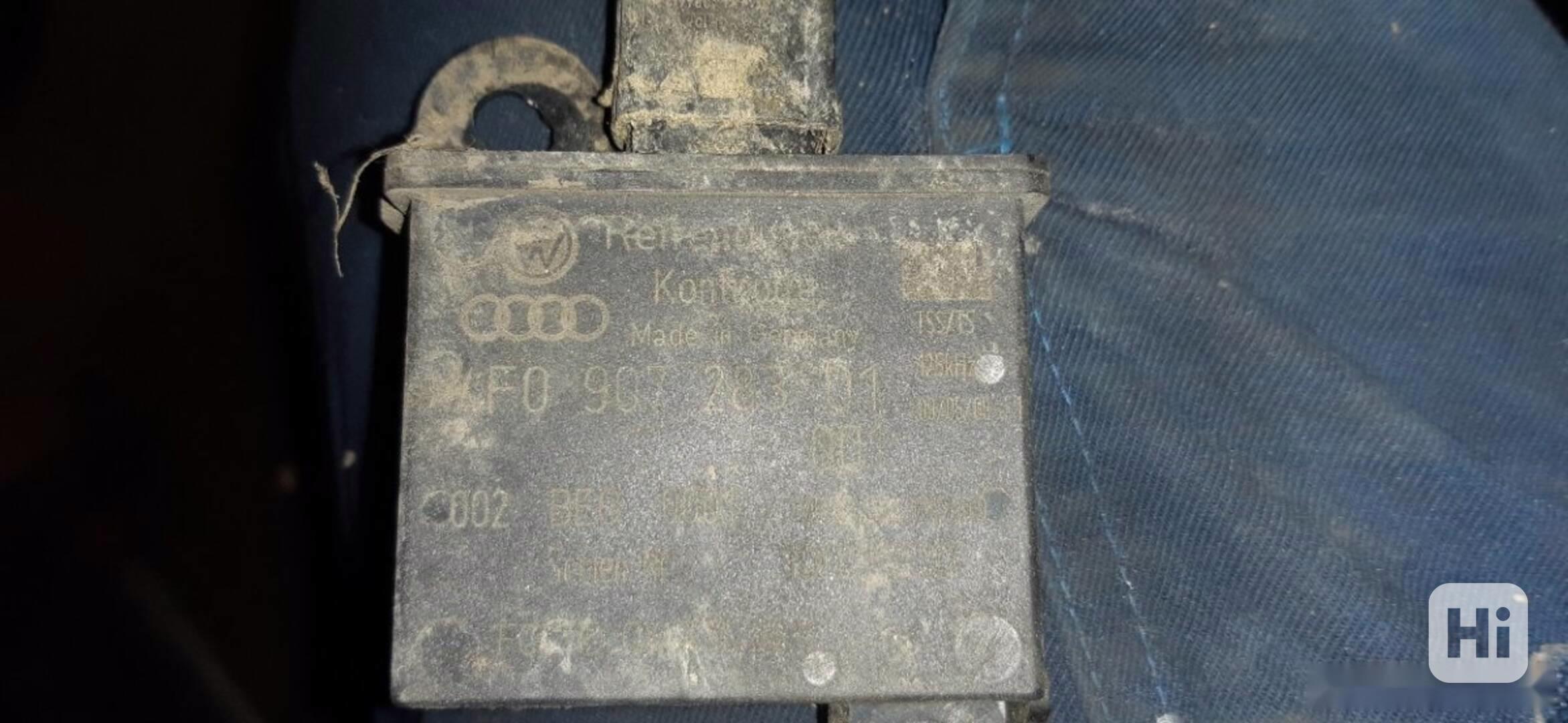 vysílač audi - foto 1
