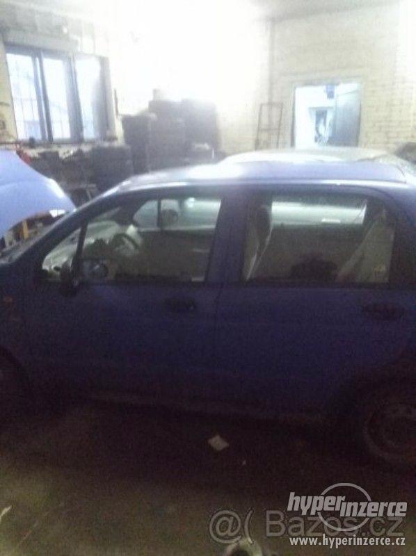 Prodám Dewoo Matiz rok:1999 ob:0.8 37.5KW cena 15000kč - foto 1