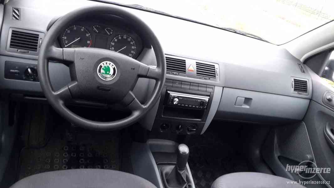 Škoda Fabia sedan 1.4i - foto 12