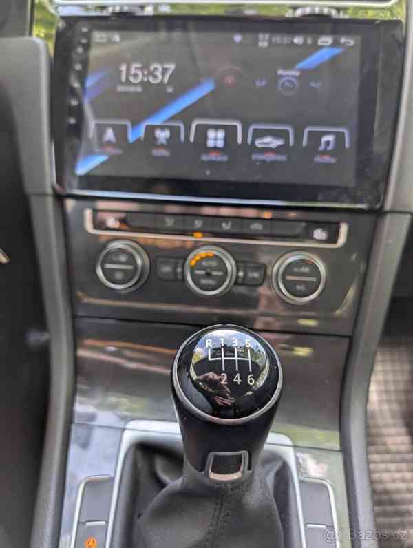 Volkswagen Golf 1,5 TSI přečipováno, 57 086 km Akt - foto 12