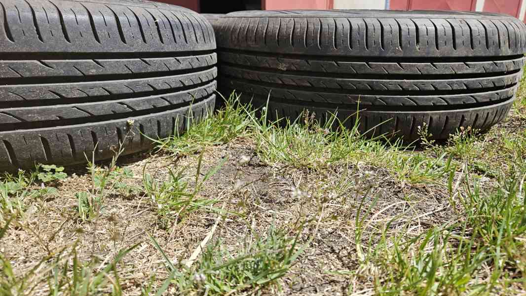 Ford Fusion letní pneumatiky 195/60R15 disky 6Jx15 ET52,5 - foto 2