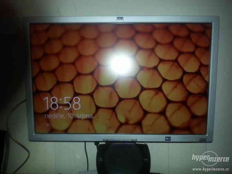 Hewlett-Packard LP2465 - LCD monitor 24" - foto 1