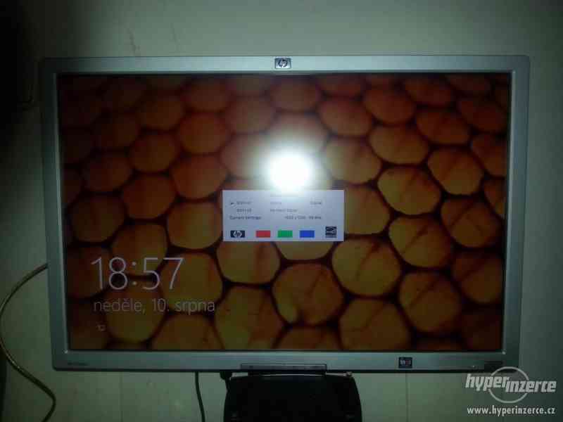 Hewlett-Packard LP2465 - LCD monitor 24" - foto 2