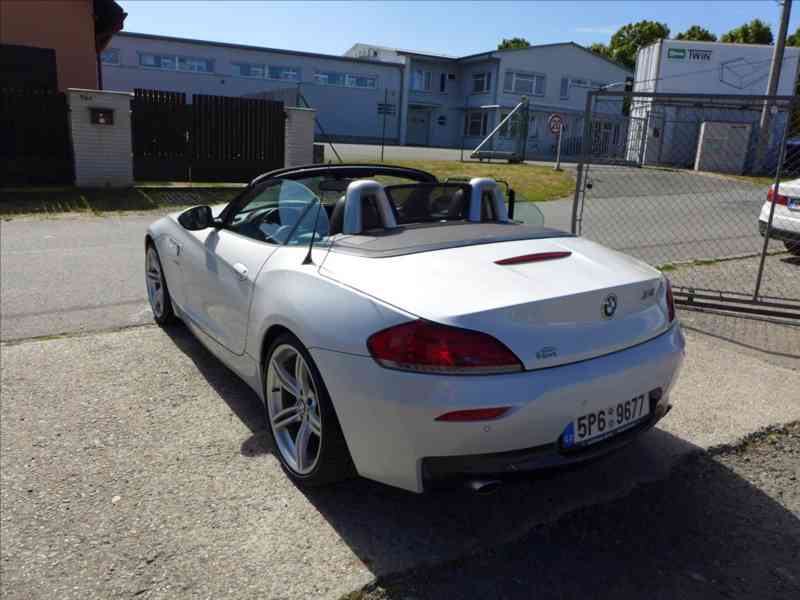 BMW Z4 3,0 35i-225KW - 1.MAJ, DPH - foto 4