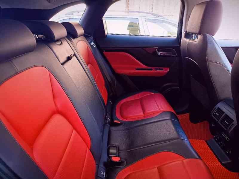 JAGUAR F-Pace 3,0D AWD 4X4  221kw  R-Sport  ČR - foto 13