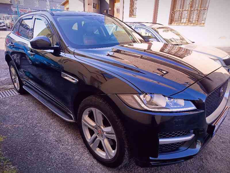 JAGUAR F-Pace 3,0D AWD 4X4  221kw  R-Sport  ČR - foto 17