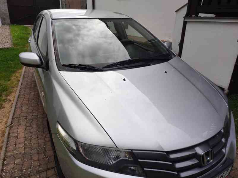 osobní automobil Honda City GM1 - foto 1
