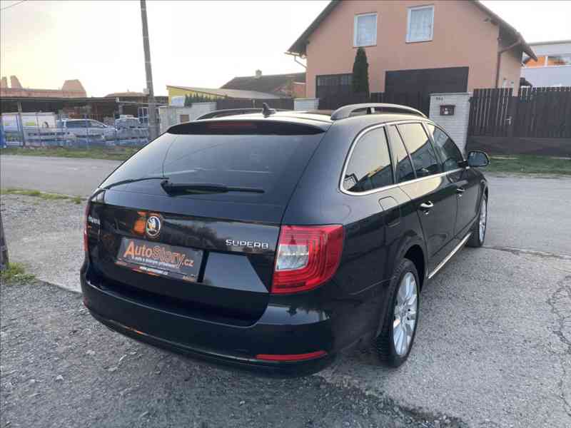 Škoda Superb 2,0 TDI 125kW PLNÝ SERVIS 1.M - foto 3