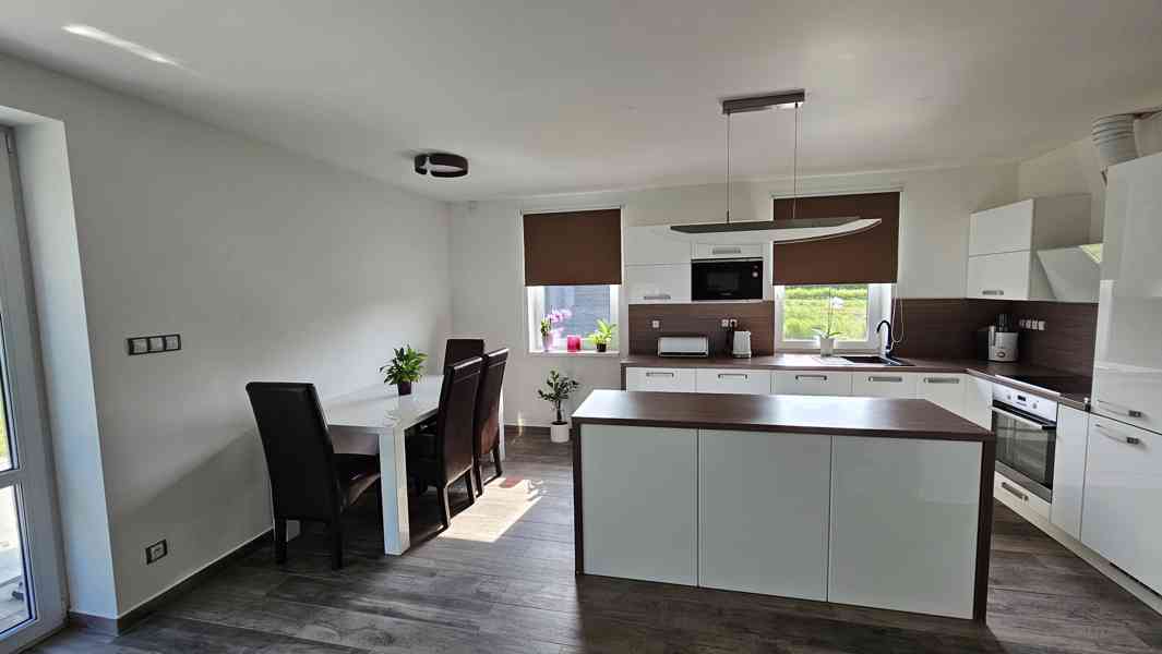 Prodej rodinného domu 102 m², pozemek 927 m² Vejprnice  - foto 8