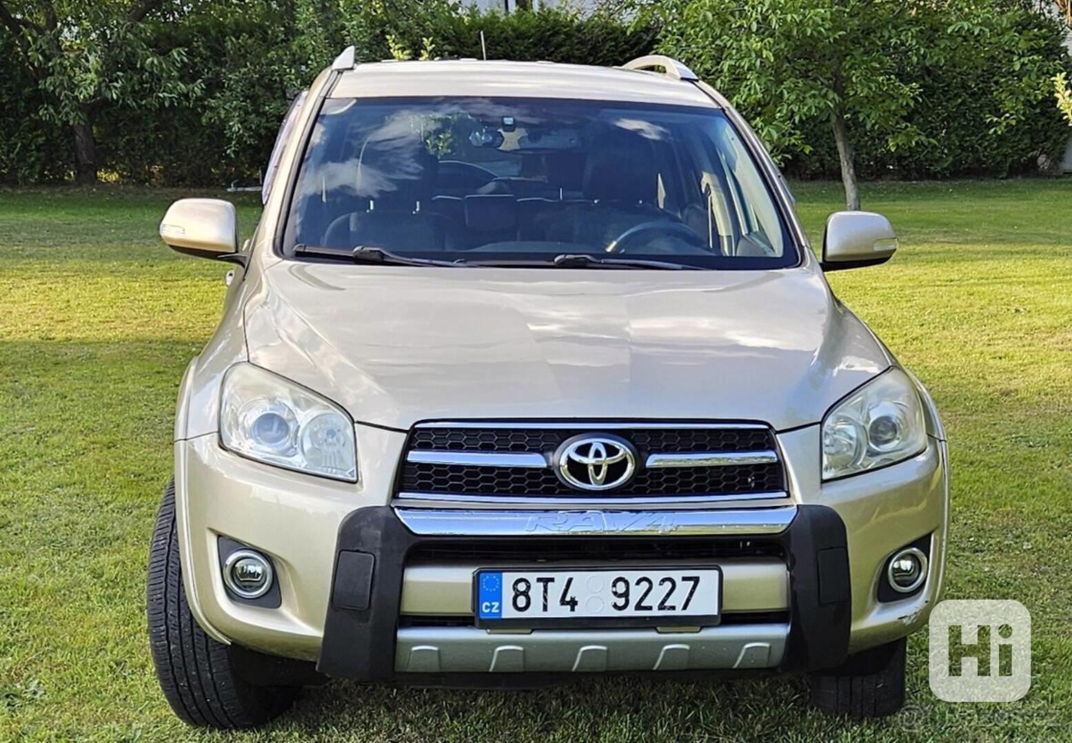 Toyota RAV4 2,0   4x4 LPG, 116 kW, KŮŽE, TAŽNÉ - foto 1