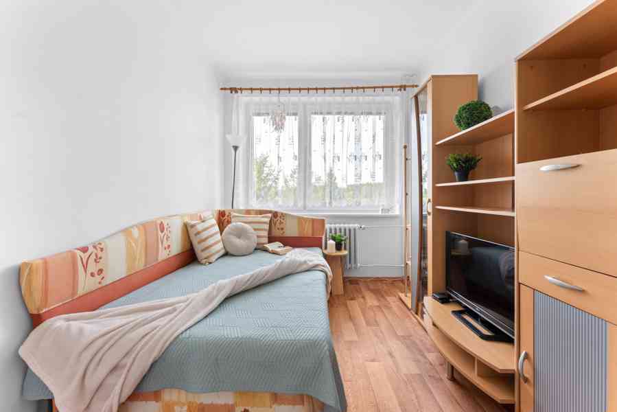 Postel čalouněná s úložným prostorem  - foto 3