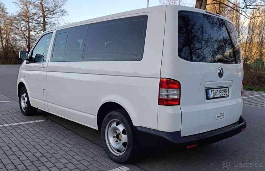 Volkswagen Caravelle 2,5 T5 LONG 2008 96kW - foto 6
