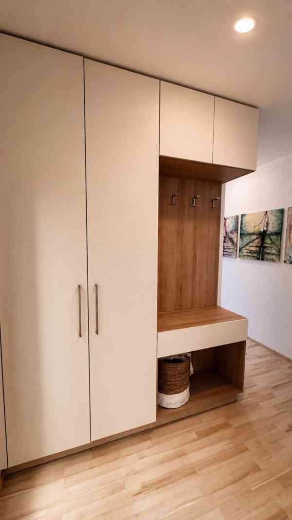 3+kk | 99 m² | garážové stání a sklep | terasa a balkon  - foto 9